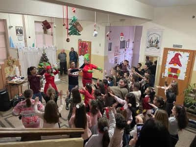 Коледно ни е... - ОУ Христо Смирненски - Пристое
